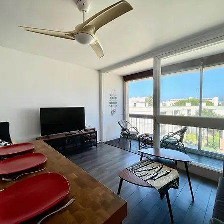 아파트 T2 Avec Parking Proche Port Et - Fr-1-309-480 *